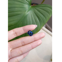 6.60 Ct. Blue Sapphire from Ceylon (Sri Lanka) Life Style