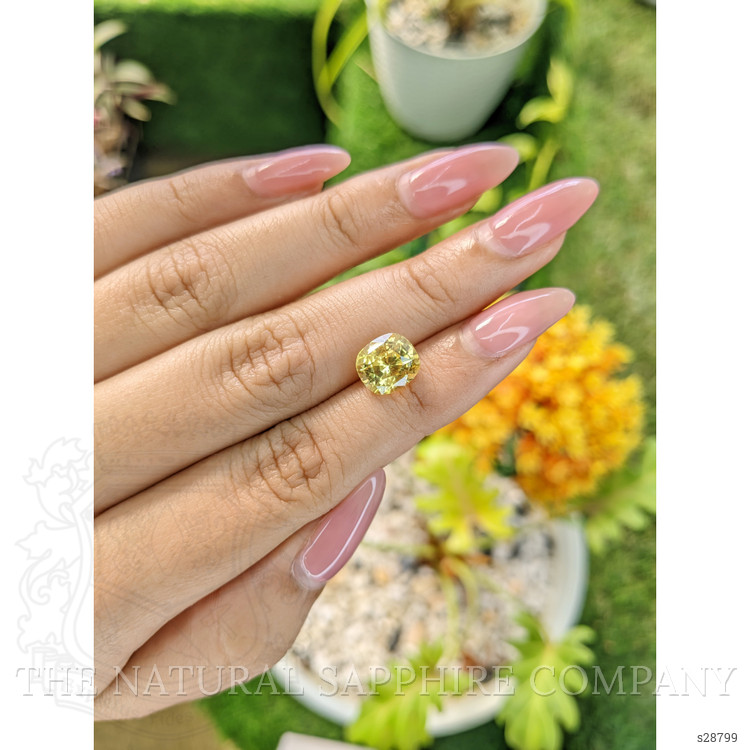 4.17 Ct. Yellow Sapphire from Ceylon (Sri Lanka)