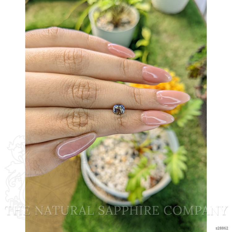 1.09 Ct. Bi Color Sapphire from Ceylon (Sri Lanka)