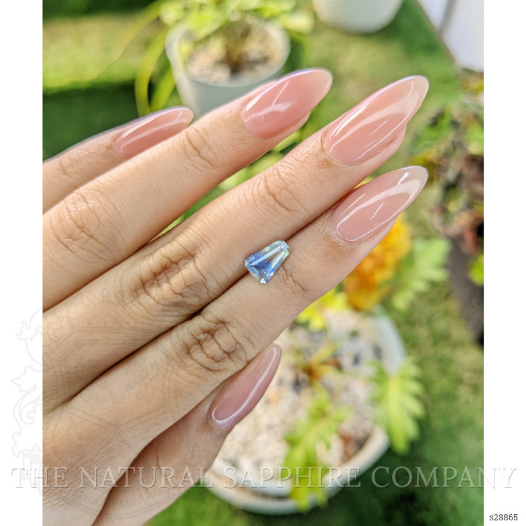 1.16 Ct. Bi Color Sapphire from Ceylon (Sri Lanka)