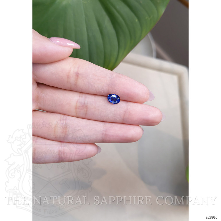 1.39 Ct. Blue Sapphire from Ceylon (Sri Lanka)