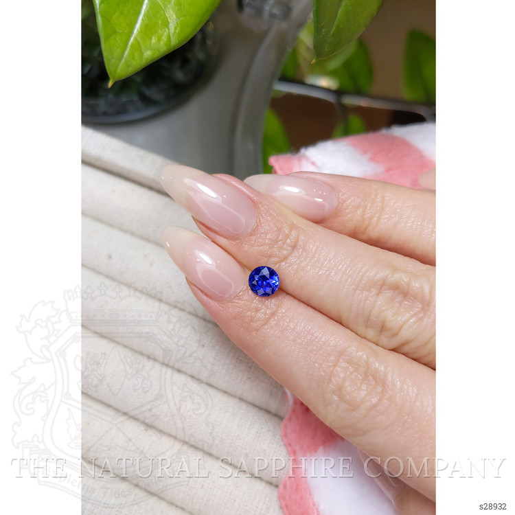 1.08 Ct. Blue Sapphire from Ceylon (Sri Lanka)