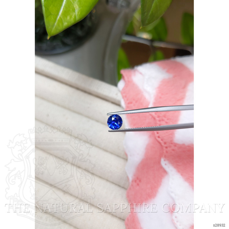 1.08 Ct. Blue Sapphire from Ceylon (Sri Lanka)
