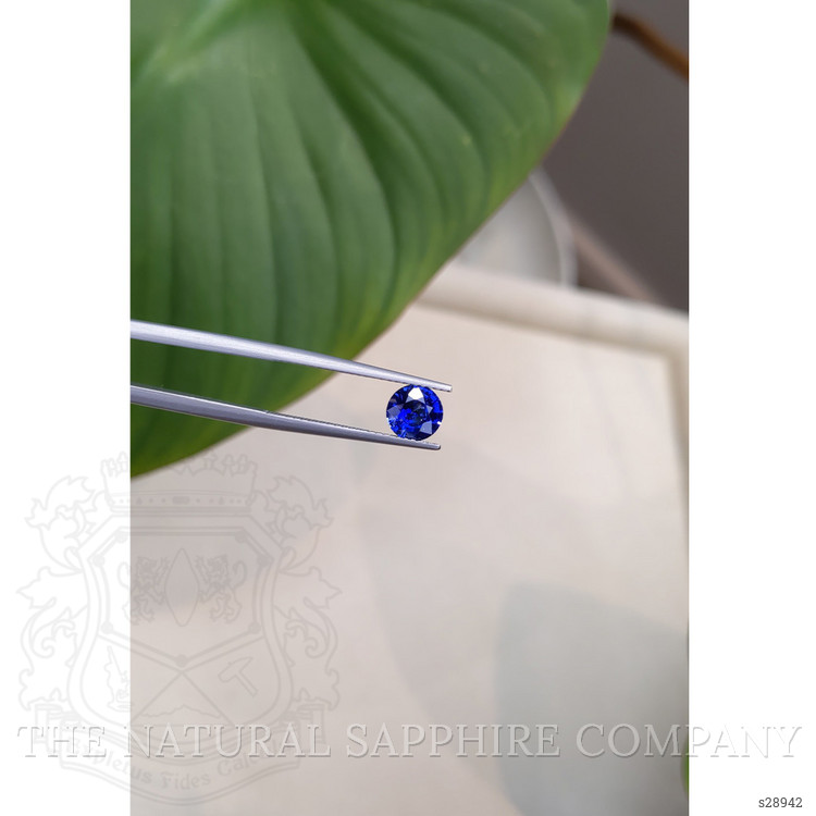 1.06 Ct. Blue Sapphire from Ceylon (Sri Lanka)