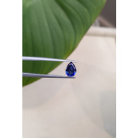 0.97 Ct. Blue Sapphire from Ceylon (Sri Lanka) Life Style