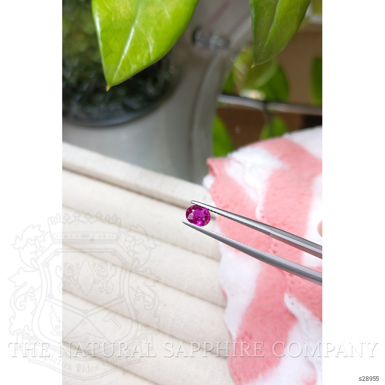0.82 Ct. Purplish Pink Sapphire from Ceylon (Sri Lanka)