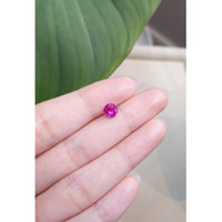 1.01 Ct. Pink Sapphire from Ceylon (Sri Lanka) Life Style