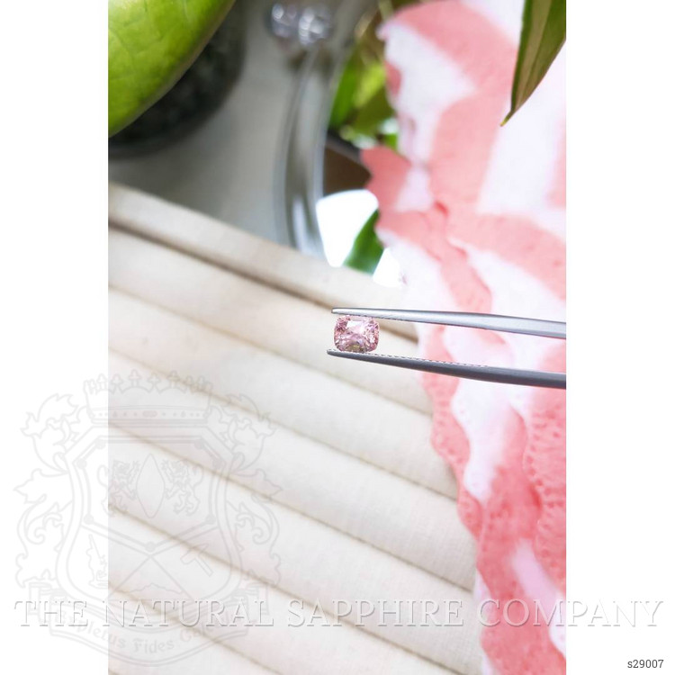 1.24 Ct. Pink Sapphire from Ceylon (Sri Lanka)
