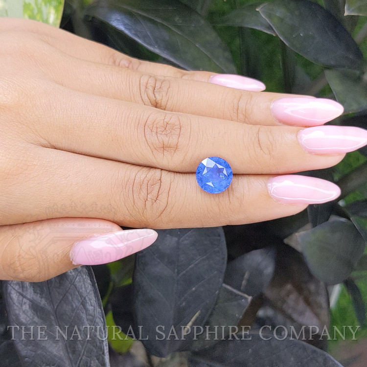 4.53 Ct. Blue Sapphire from Ceylon (Sri Lanka)