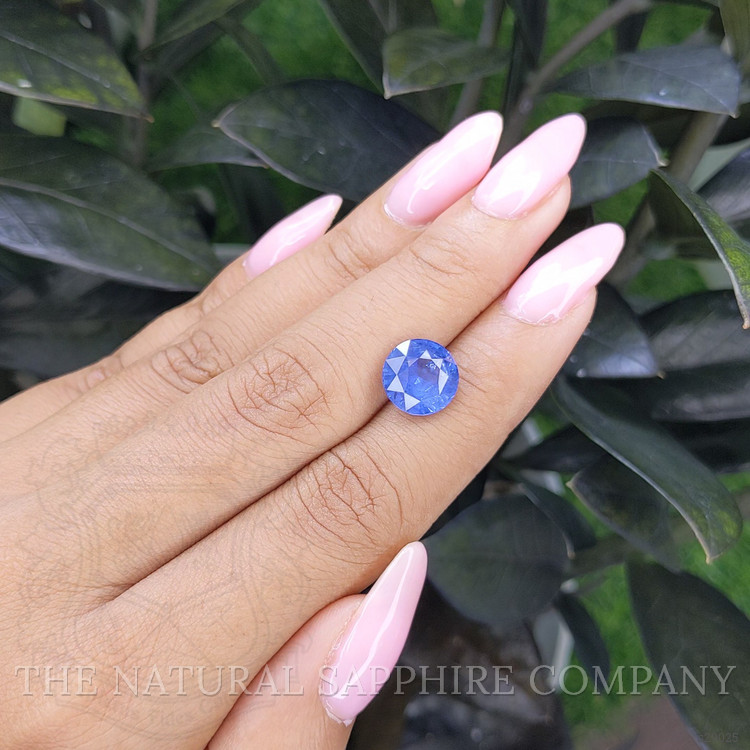 4.53 Ct. Blue Sapphire from Ceylon (Sri Lanka)