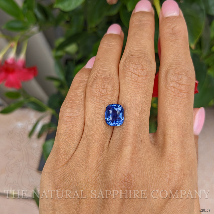 5.52 Ct. Blue Sapphire from Ceylon (Sri Lanka)