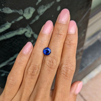 2.03 Ct. Blue Sapphire from Ceylon (Sri Lanka) Life Style