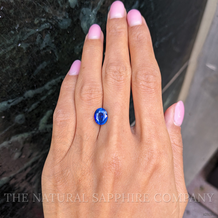 3.01 Ct. Blue Sapphire from Ceylon (Sri Lanka)
