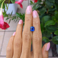 2.58 Ct. Blue Sapphire from Ceylon (Sri Lanka) Life Style