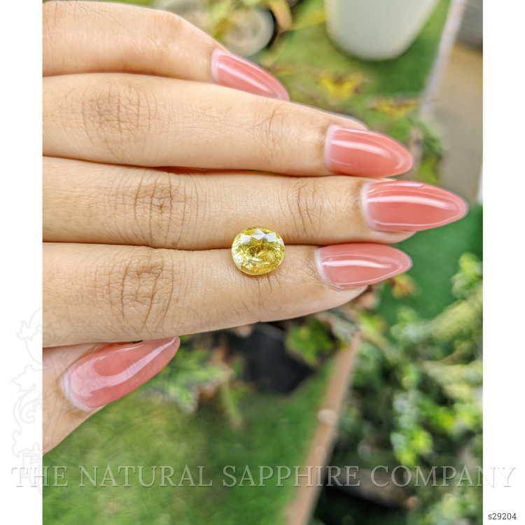 4.07 Ct. Yellow Sapphire from Ceylon (Sri Lanka)
