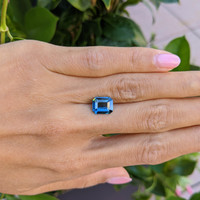 3.16 Ct. Bluish Green Sapphire from Ceylon (Sri Lanka) Life Style