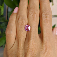 2.01 Ct. Pink Sapphire from Ceylon (Sri Lanka) Life Style