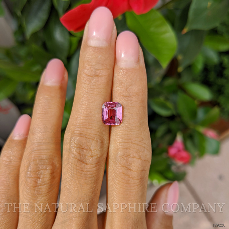 2.68 Ct. Pink Sapphire from Ceylon (Sri Lanka)