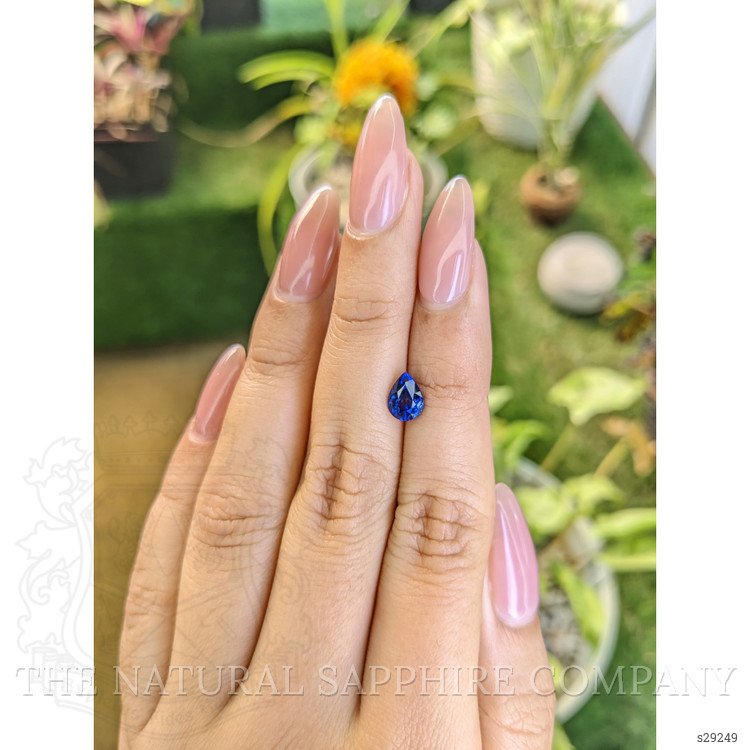 1.23 Ct. Blue Sapphire from Ceylon (Sri Lanka)