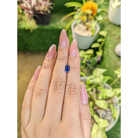 1.01 Ct. Blue Sapphire from Ceylon (Sri Lanka) Life Style
