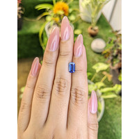 1.64 Ct. Blue Sapphire from Ceylon (Sri Lanka) Life Style