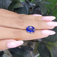 5.02 Ct. Blue Sapphire from Ceylon (Sri Lanka) Life Style