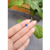 0.52 Ct. Blue Sapphire from Ceylon (Sri Lanka) Life Style