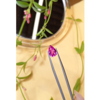 2.53 Ct. Pink Sapphire from Ceylon (Sri Lanka) Life Style