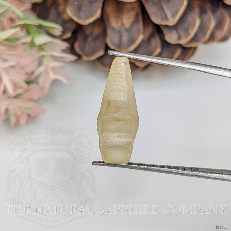 9.98 Ct. Yellow Sapphire Crystal from Ceylon (Sri Lanka)