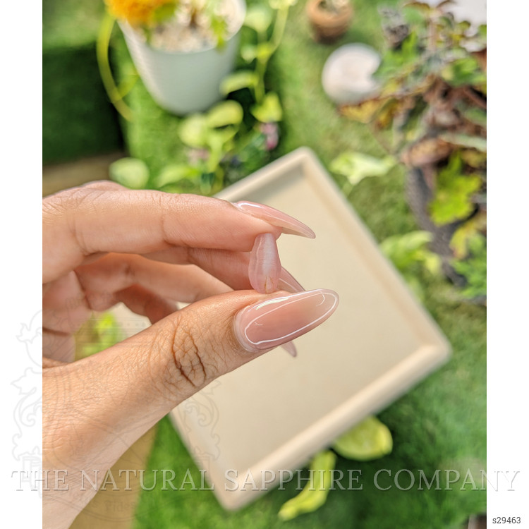 5.55 Ct. Pink Sapphire Crystal from Ceylon (Sri Lanka)