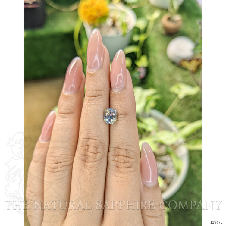 1.83 Ct. Bi Color Sapphire from Ceylon (Sri Lanka)