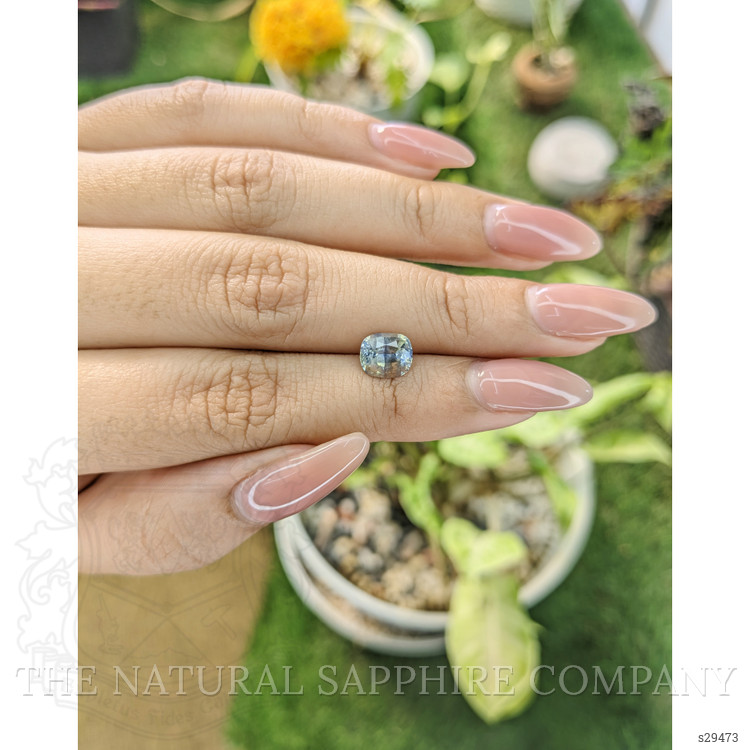 1.83 Ct. Bi Color Sapphire from Ceylon (Sri Lanka)