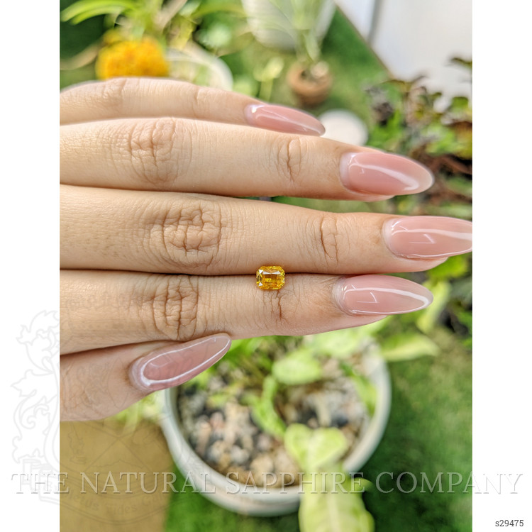 1.05 Ct. Yellowish Orange Sapphire from Ceylon (Sri Lanka)