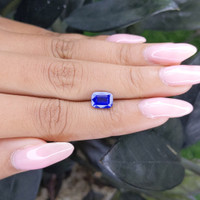 1.92 Ct. Blue Sapphire from Ceylon (Sri Lanka) Life Style