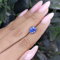3.07 Ct. Blue Sapphire from Ceylon (Sri Lanka) Life Style