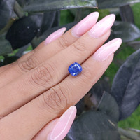 2.71 Ct. Blue Sapphire from Ceylon (Sri Lanka) Life Style