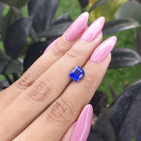 2.00 Ct. Blue Sapphire from Ceylon (Sri Lanka) Life Style