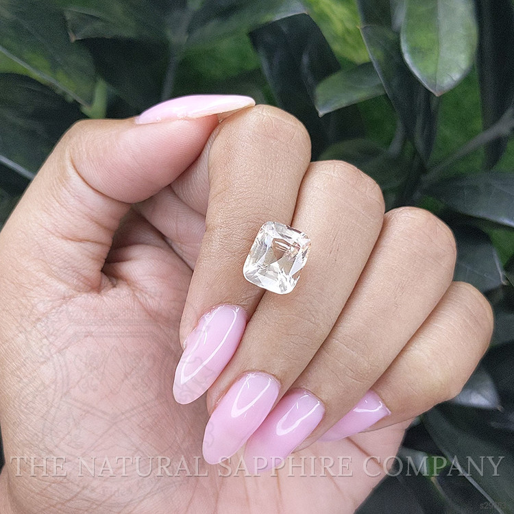 6.47 Ct. Peach Sapphire from Ceylon (Sri Lanka)