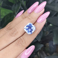 11.11 Ct. Blue Sapphire from Ceylon (Sri Lanka) Life Style
