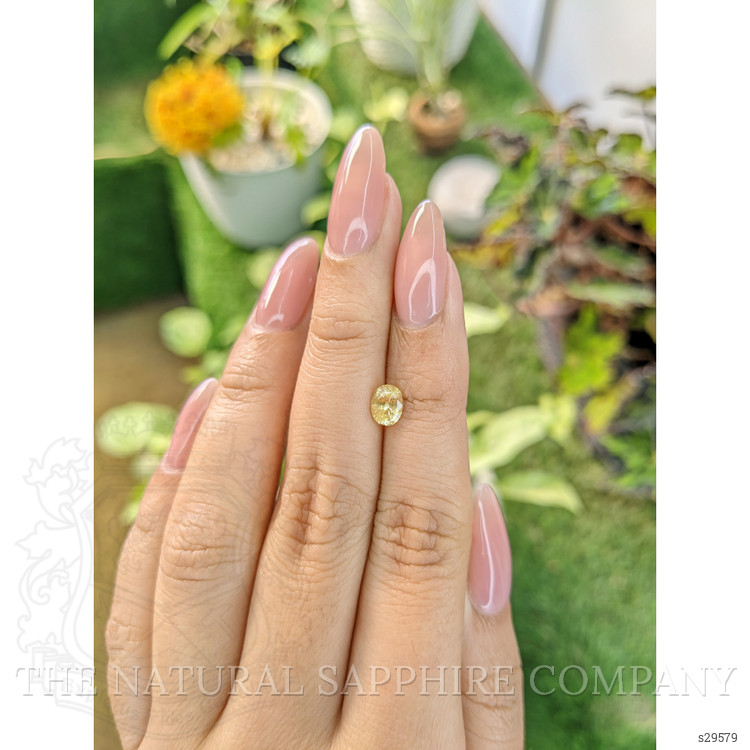 0.92 Ct. Yellow Sapphire from Ceylon (Sri Lanka)