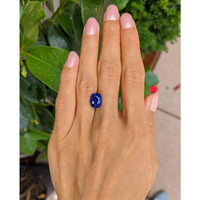 5.07 Ct. Blue Sapphire from Ceylon (Sri Lanka) Life Style
