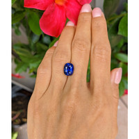 5.07 Ct. Blue Sapphire from Ceylon (Sri Lanka) Life Style