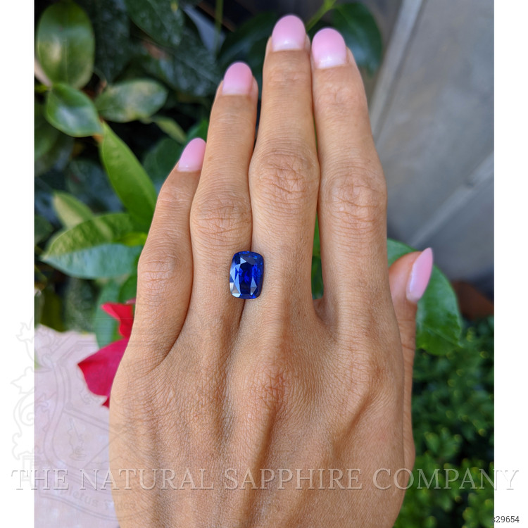 4.54 Ct. Blue Sapphire from Ceylon (Sri Lanka)