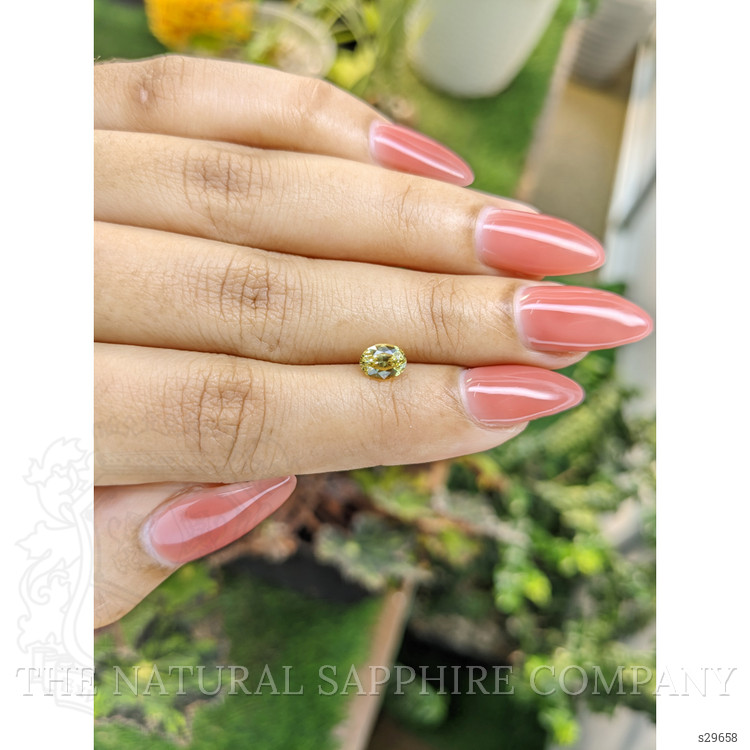 0.98 Ct. Yellow Sapphire from Ceylon (Sri Lanka)