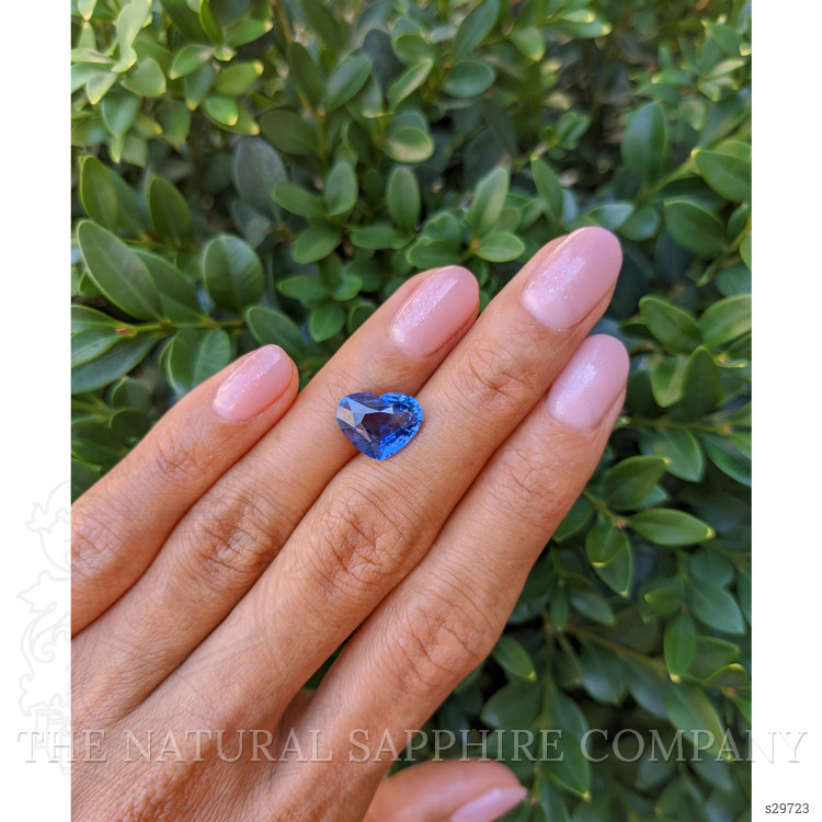 5.20 Ct. Blue Sapphire from Ceylon (Sri Lanka)