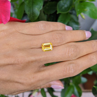 4.03 Ct. Yellow Sapphire from Ceylon (Sri Lanka) Life Style