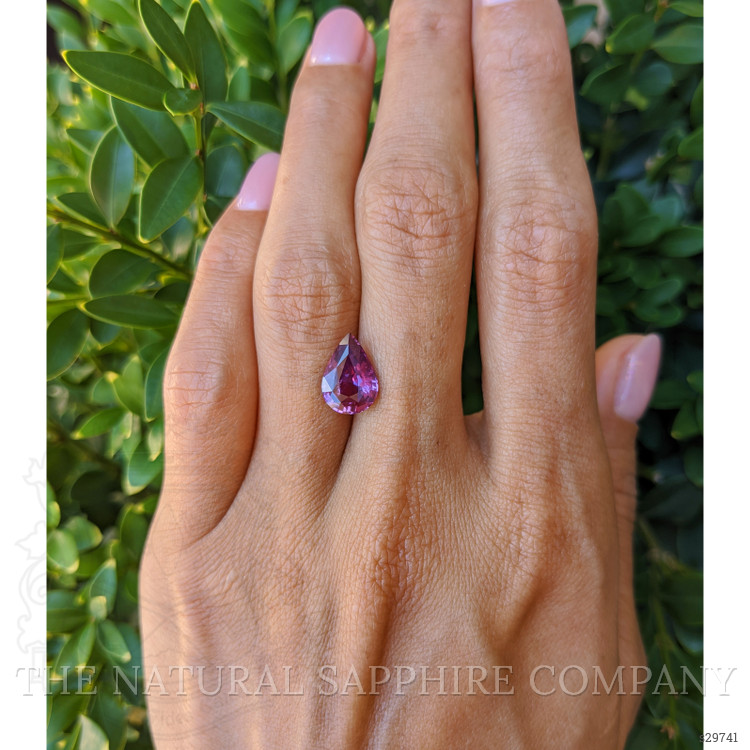 3.03 Ct. Purplish Pink Sapphire from Ceylon (Sri Lanka)