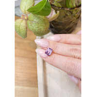 3.09 Ct. Purplish Pink Sapphire from Ceylon (Sri Lanka) Life Style