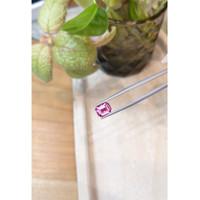 2.18 Ct. Pink Sapphire from Ceylon (Sri Lanka) Life Style