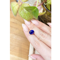 3.78 Ct. Blue Sapphire from Ceylon (Sri Lanka) Life Style